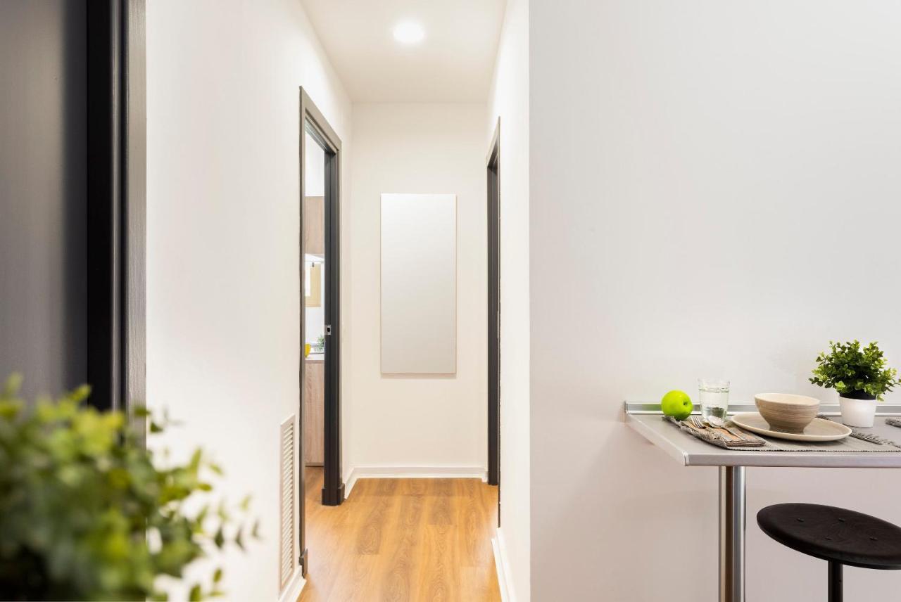 Micampus Armendariz Student Residence Sevilla Buitenkant foto